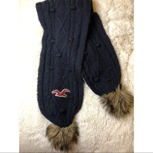 Hollister Navy Knit scarf w brown poms poms
